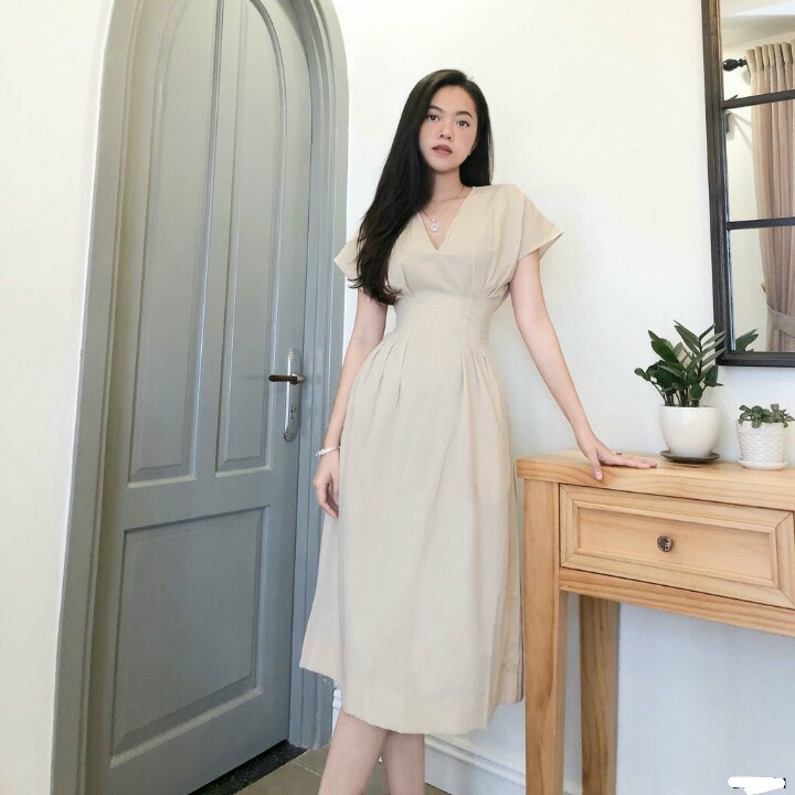Đầm Dự Tiệc Thiết Kế Xếp Li Eo Tôn Dáng 2 Màu Đen, Nude Chất Vải Linen HNK347