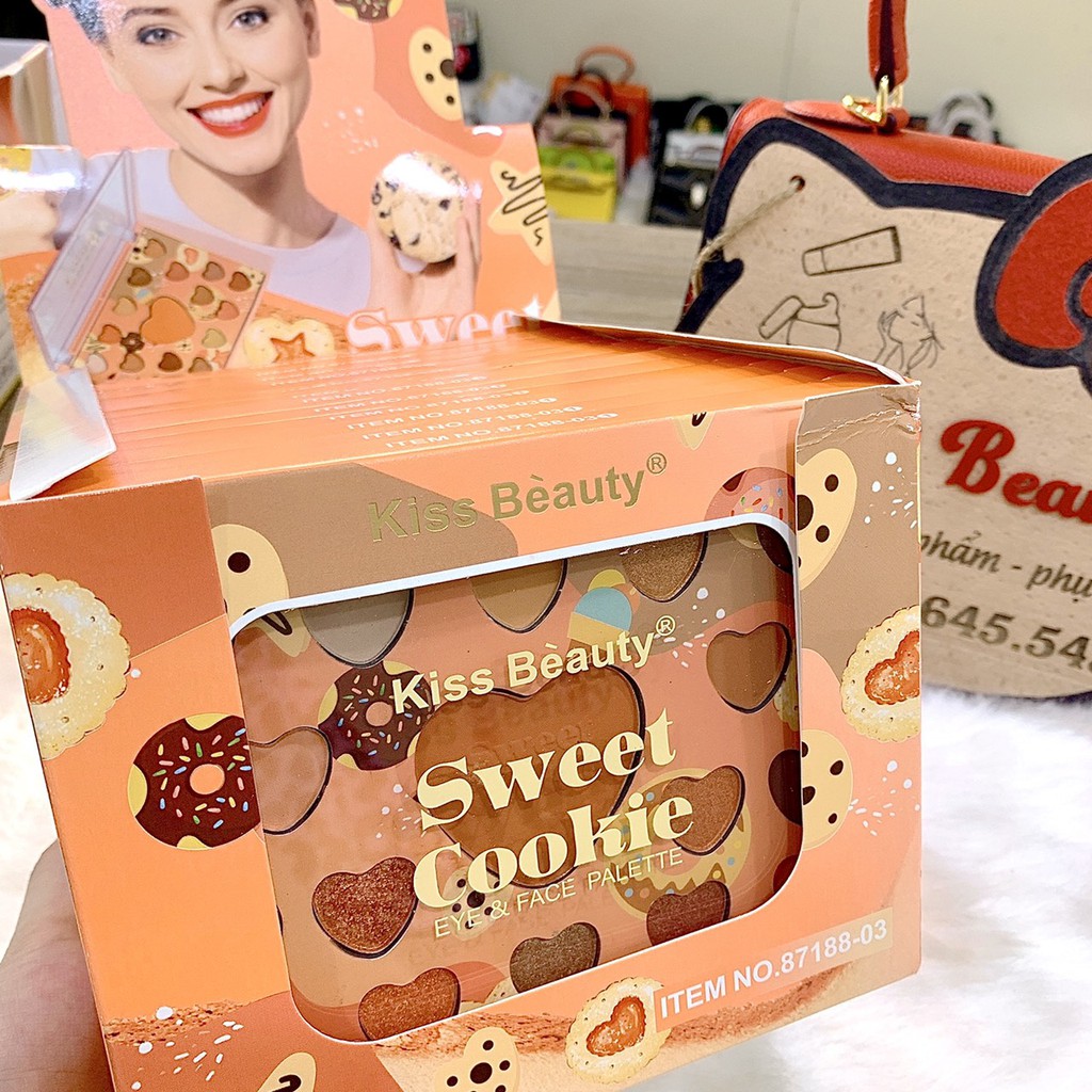 Bảng phấn mắt 17 ô Sweet Cookie trái tim Q2 | BigBuy360 - bigbuy360.vn