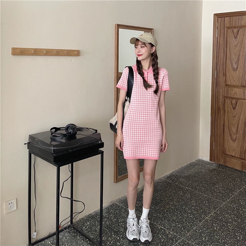 Váy IELGY tay ngắn cổ polo họa tiết kẻ caro trẻ trung cho nữ