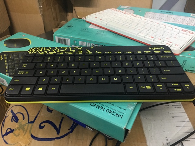 Bàn phím + chuột không dây Logitech MK240