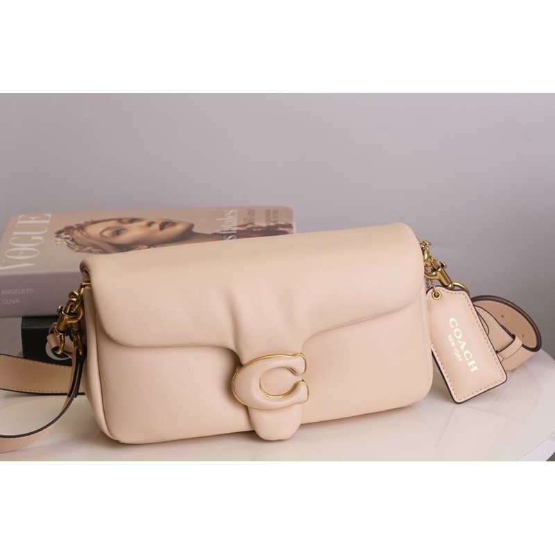 TÚI COACH TABBY PILLOW C0772