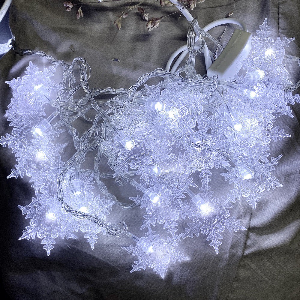 Dây Đèn Led Trang Trí Giáng Sinh Hình Bông Tuyết Lớn 6cm Dài 5 Mét Ánh Sáng Trắng Lung Linh