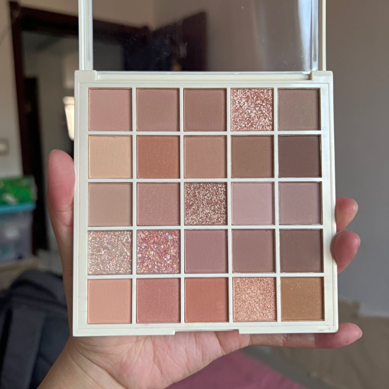 GOGO TALES - Bảng mắt Gogo Tales 25 ô Back To Reality