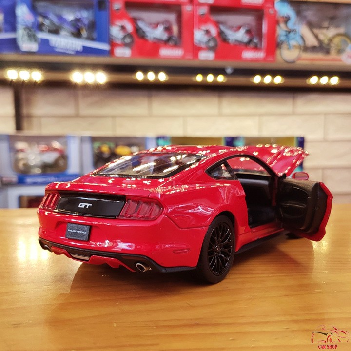 Mô hình xe trưng bày Ford Mustang GT hãng Welly tỉ lệ 1:24 màu đỏ