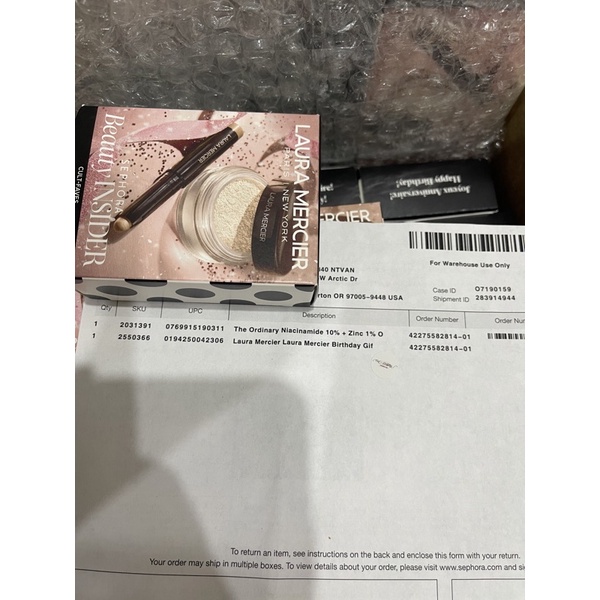 Set phấn phủ Laura Mercier nhũ mắt Sephora Gift Birthday