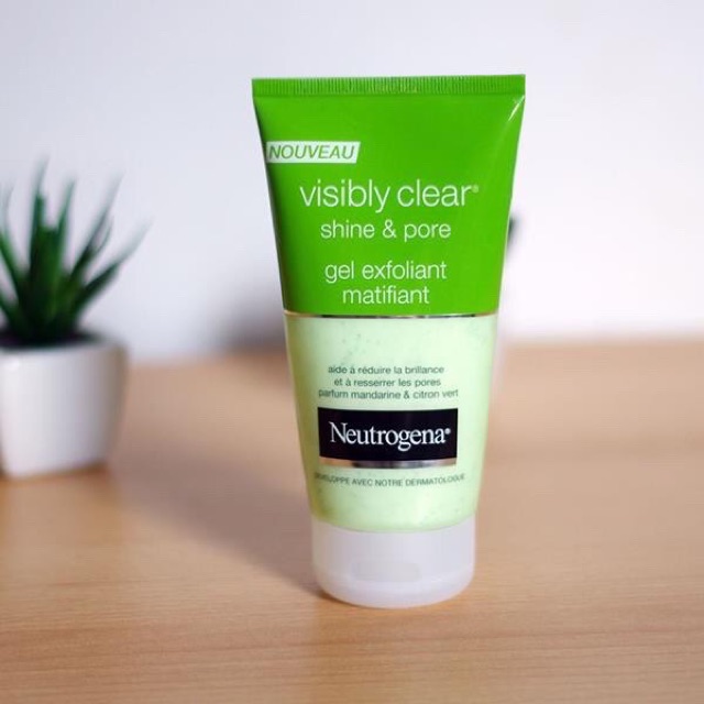 Sữa rửa mặt Neutrogena clear 150ml