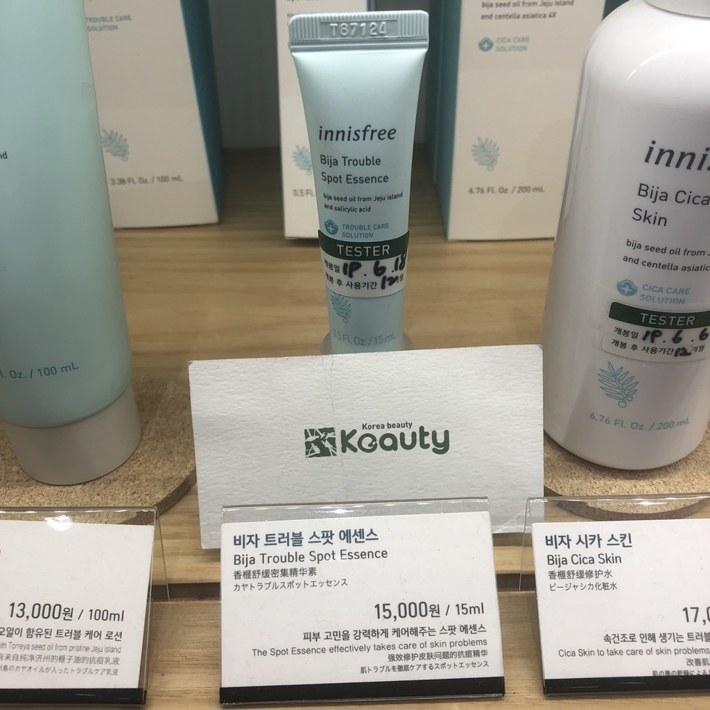 Tinh chất cải thiện và làm dịu vùng da mụn Innisfree Bija Trouble Spot Essence