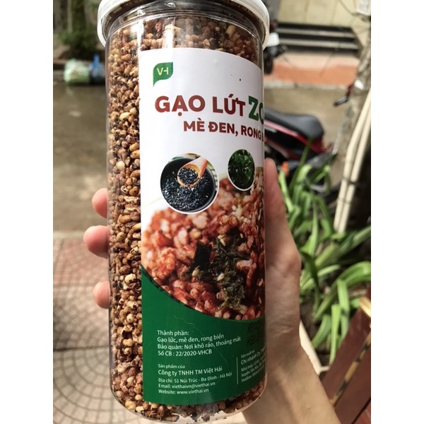 Cơm Gạo Lứt Rong Biển Mè Đen ZoZin hộp 310g