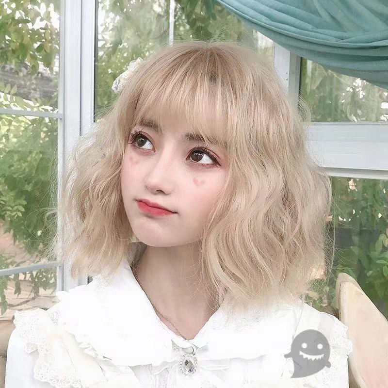 Tóc Giả Ngắn Uốn Xoăn Nhẹ Màu Vàng