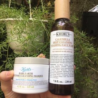 Sữa rửa mặt hoa cúc kiehl’s