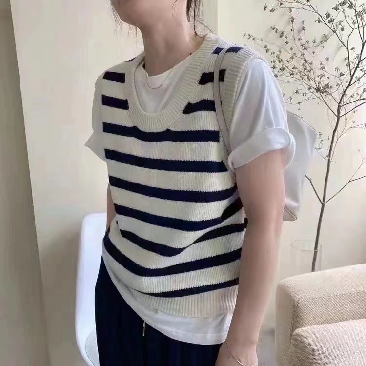 [Ảnh thật/Video] Áo gile len kẻ ngang dày dặn - 29feb.closet - A95