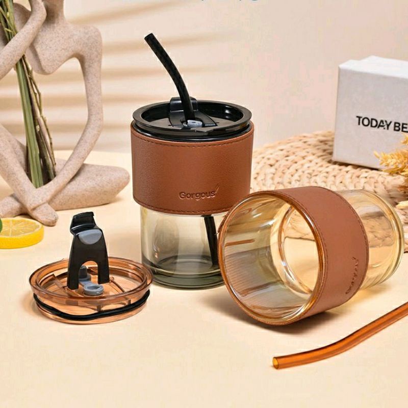Cốc thủy tinh vỏ da có nắp và ống hút, ly uống nước 450ml