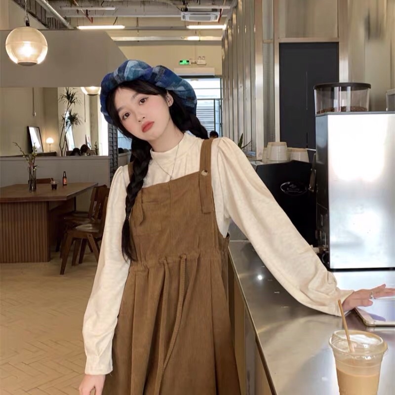 Váy yếm nhung tăm rút eo túi nhỏ