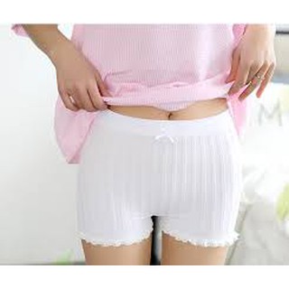 Quần lót đùi mặc váy chân ren