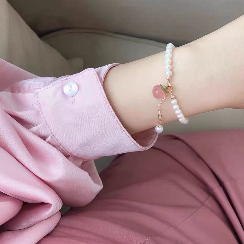 Vòng Tay Đính Ngọc Trai Hình Quả Đào Độc Đáo Phong Cách Nhật Hàn