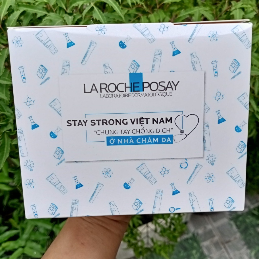 Bông tẩy trang siêu mềm mnj, thấm hút dung dịch NEW COTTON BOX La Roche-Posay 50 Miếng