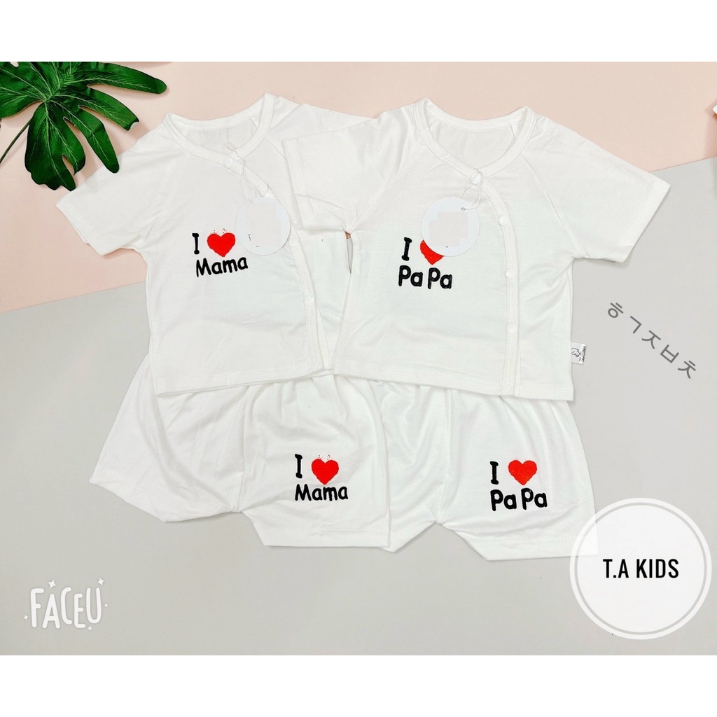 Bộ cộc tay cho bé sơ sinh 0-6 tháng I love Mom, i love Dad  khuy lệch chất vải cotton mềm mịn