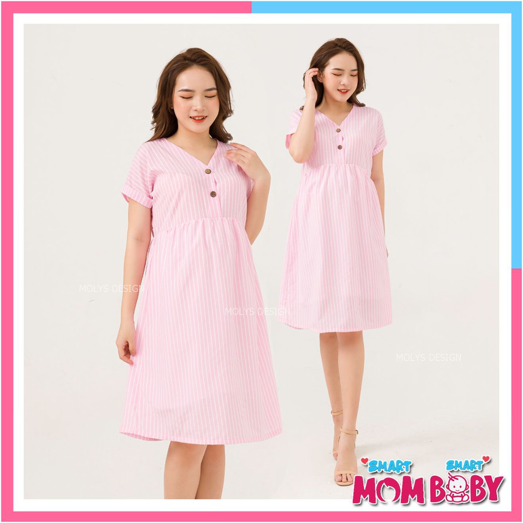 Đầm bầu thiết kế kiểu baybydoll MOLYS M2451 vải thô cúc giữa đũi hồng phấn kẻ trắng sáng da, đủ size mặc tới hết thai kỳ