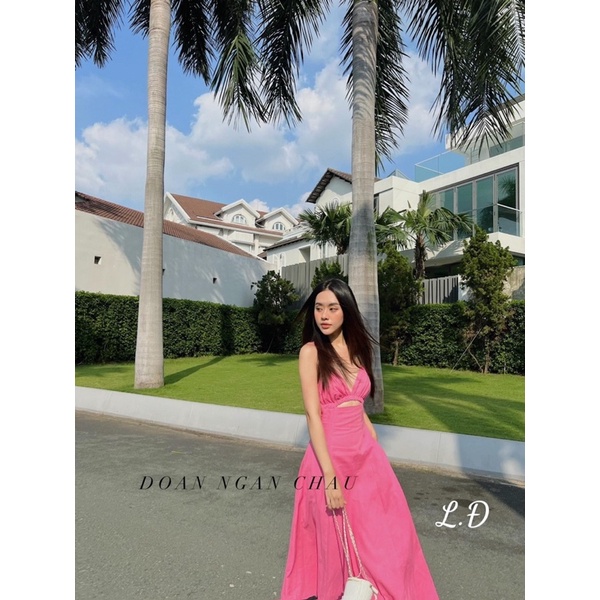 Váy maxi hai dây hở bụng cho các nàng đi biển