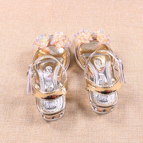 sandal công chúa size 31-36 vàng neon sang trọng
