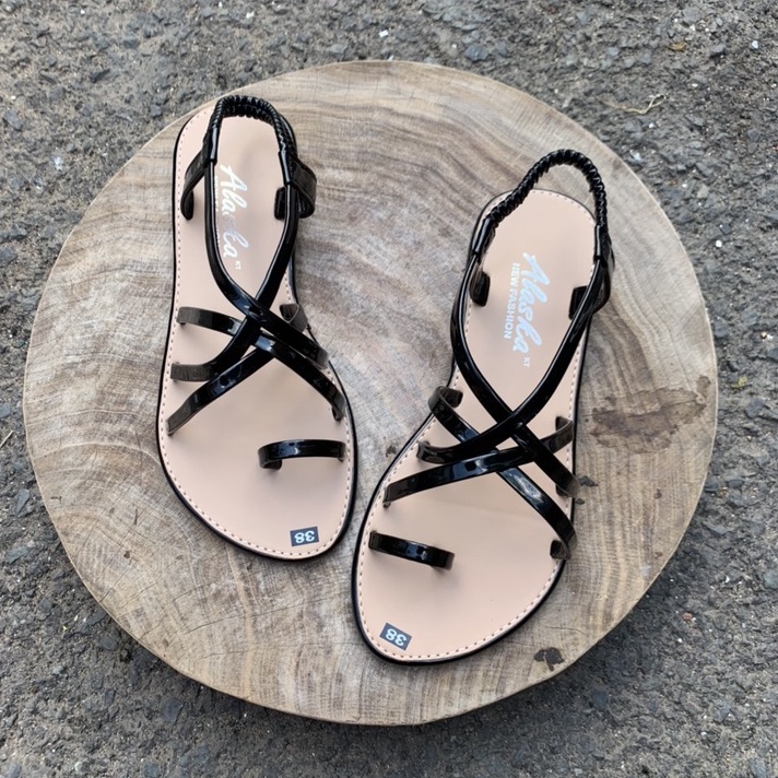 Sandal Dây Mảnh, Giày Sandal Xỏ Ngón Cách Điệu Siêu Xinh đi học đế thấp PHOM NHỎ
