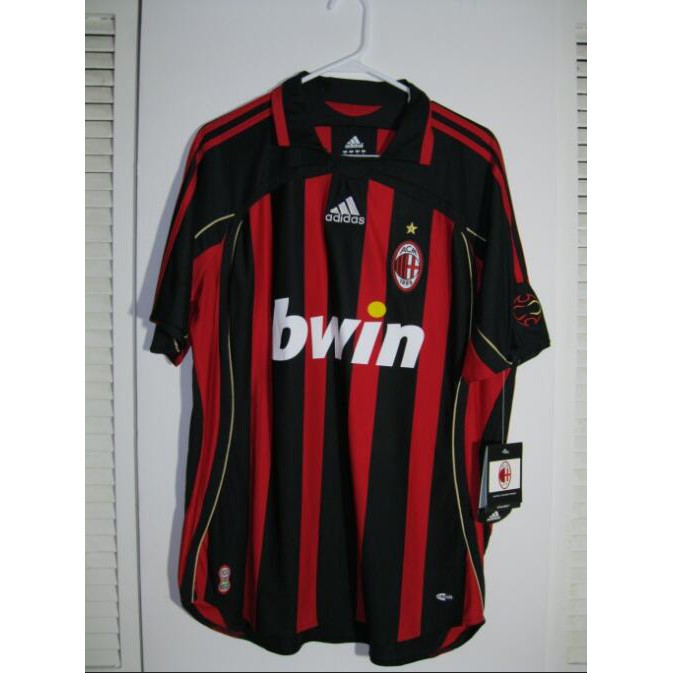 Áo đá banh RETRO AC MILAN 2006 của cầu thủ KAKA