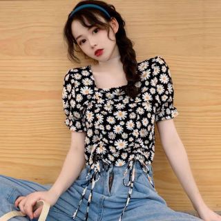 Áo hoa rút dây điệu đà