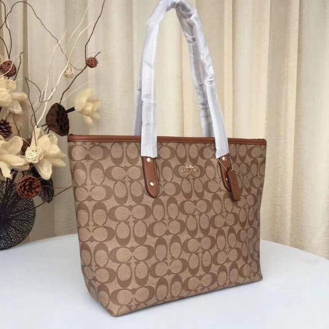 COACH SHOPPER CITY ZIP TOTE