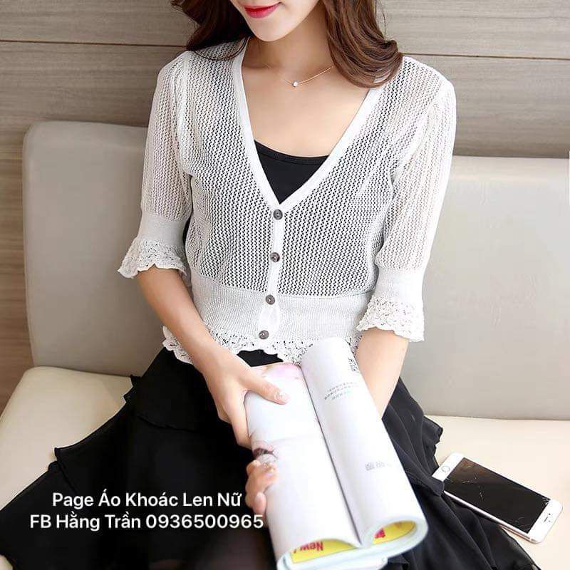 Áo khoác len mỏng mix đầm tay lở bo eo.