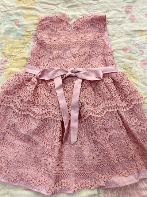 Đầm ren hồng tím