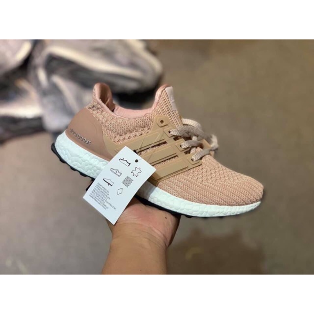 Combo 2 đôi giày 806
