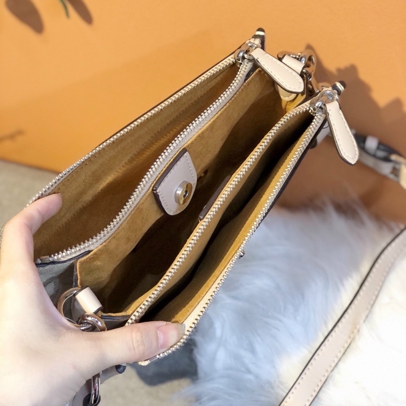 TÚI COACH SLIM TURNLOCK C6663