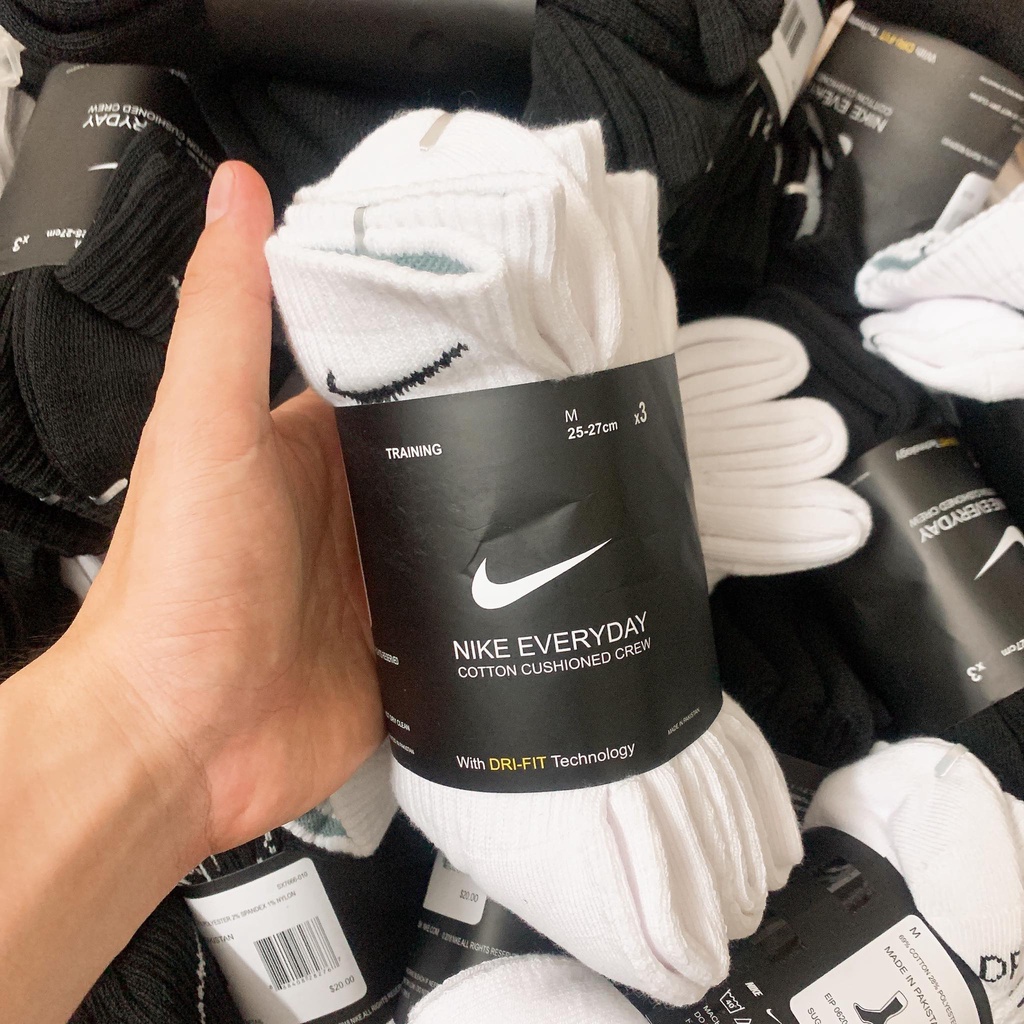 Tiệm Giày 2Hand - Tất/Vớ Nike Chính Hãng cổ cao