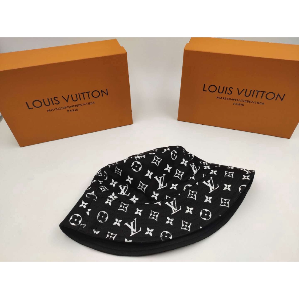 Mũ xô in logo thương hiệu Louis Vuitton LV thời trang xuân hè