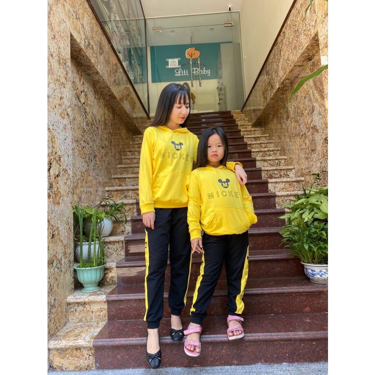Bộ quần áo quần áo vải nỉ , áo kèm mũ hình Mickey, size 9/13T, chất nỉ đanh, bền Có hỗ trợ đổi hàng