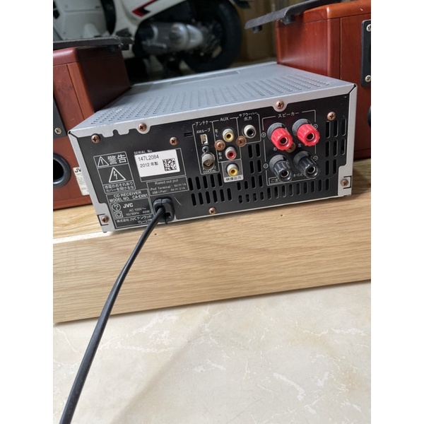 Dàn mini cao cấp JVC sử dụng công nghệ màn loa gỗ