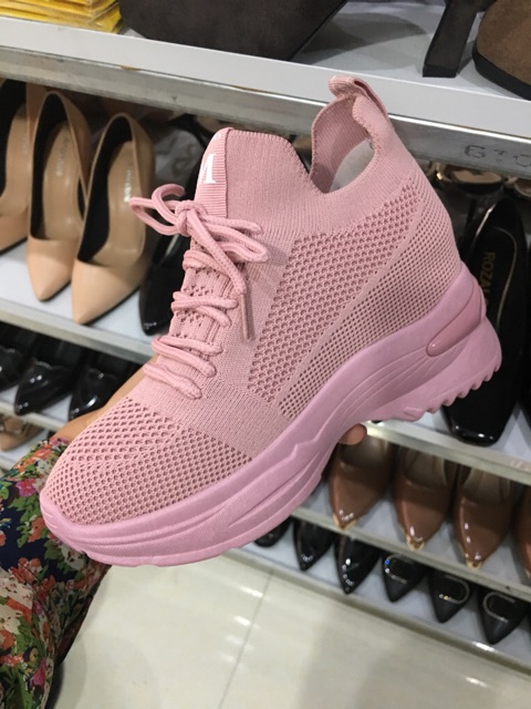 TT độn đế 7p siêu đẹp và em chân