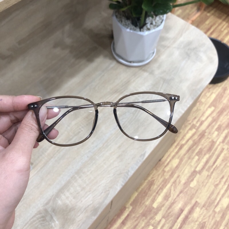 Gọng kính càng kim loại mảnh dáng mới