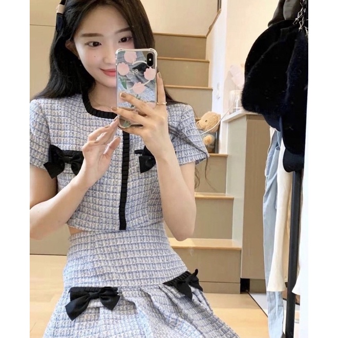 SET ÁO DẠ CARO NHÍ ĐÍNH NƠ ĐEN VIỀN REN ĐEN + CHÂN VÁY XẾP LY ĐÍNH NƠ ĐEN