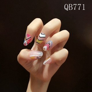 Nail dán móng xinh đón tết