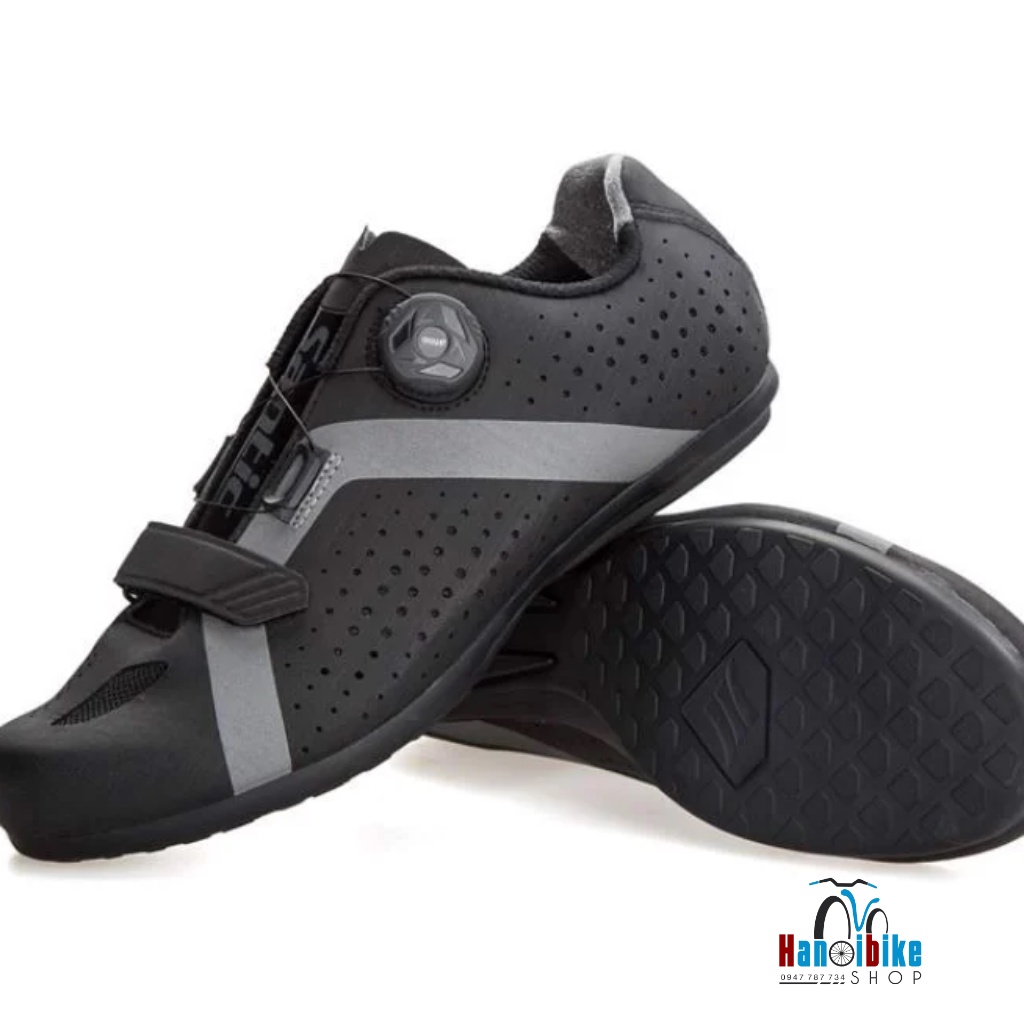 Giày đạp xe không cá