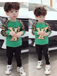 Bộ thể thao LV