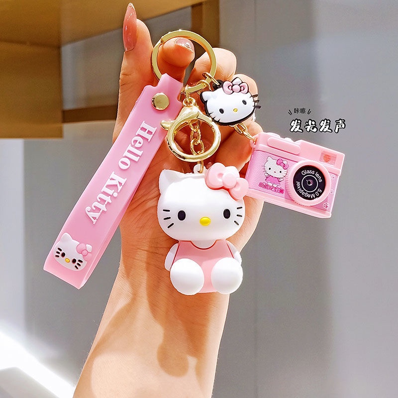 Móc Khóa Hình Máy Ảnh Hello Kitty Đáng Yêu
