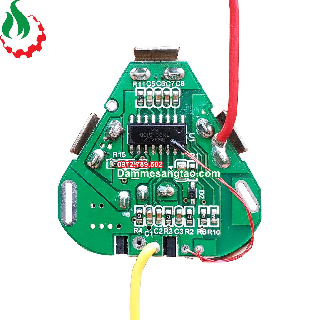 DMST Vỏ pin 12V tam giác dùng cho máy trung quốc