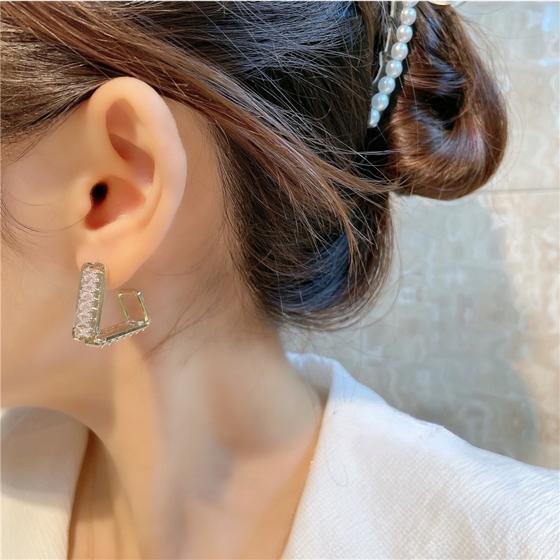 Bông Tai Mạ Bạc 925 Đính Pha Lê Đơn Giản Phong Cách Hàn Quốc