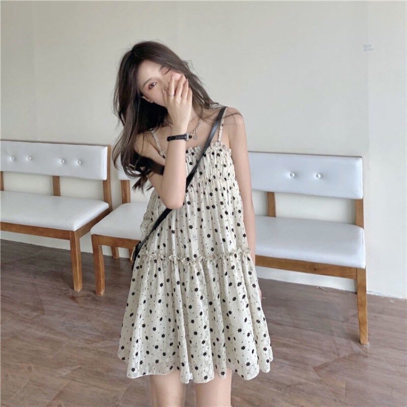 Váy 2 dây hoa nhí chất đũi