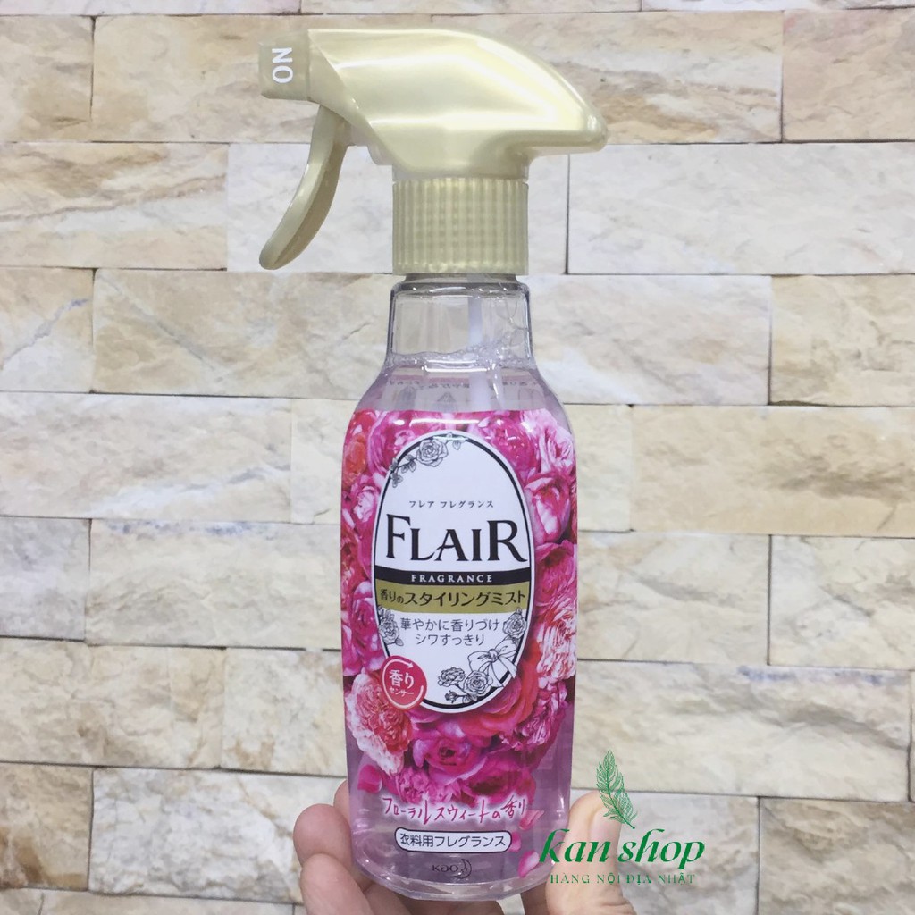 Xịt thơm làm phẳng quần áo Kao Flair 270ml hương hoa dịu ngọt