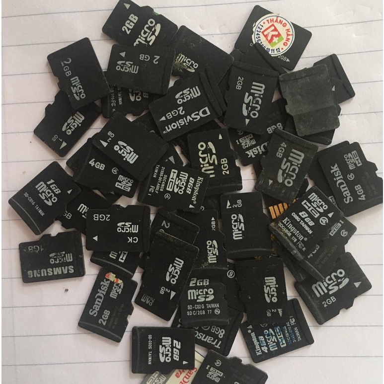 Thẻ nhớ cũ 1gb,2gb,4gb,8gb,16gb,32gb...bóc máy thẻ test rất kĩ trước khi bán chuẩn dung lượng
