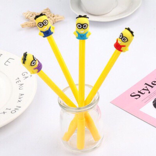 Bút nước đen minion tròn ( mẫu 2)