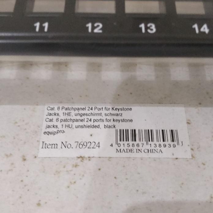 Son môi Equip BLANK PANEL CAT 6769224)